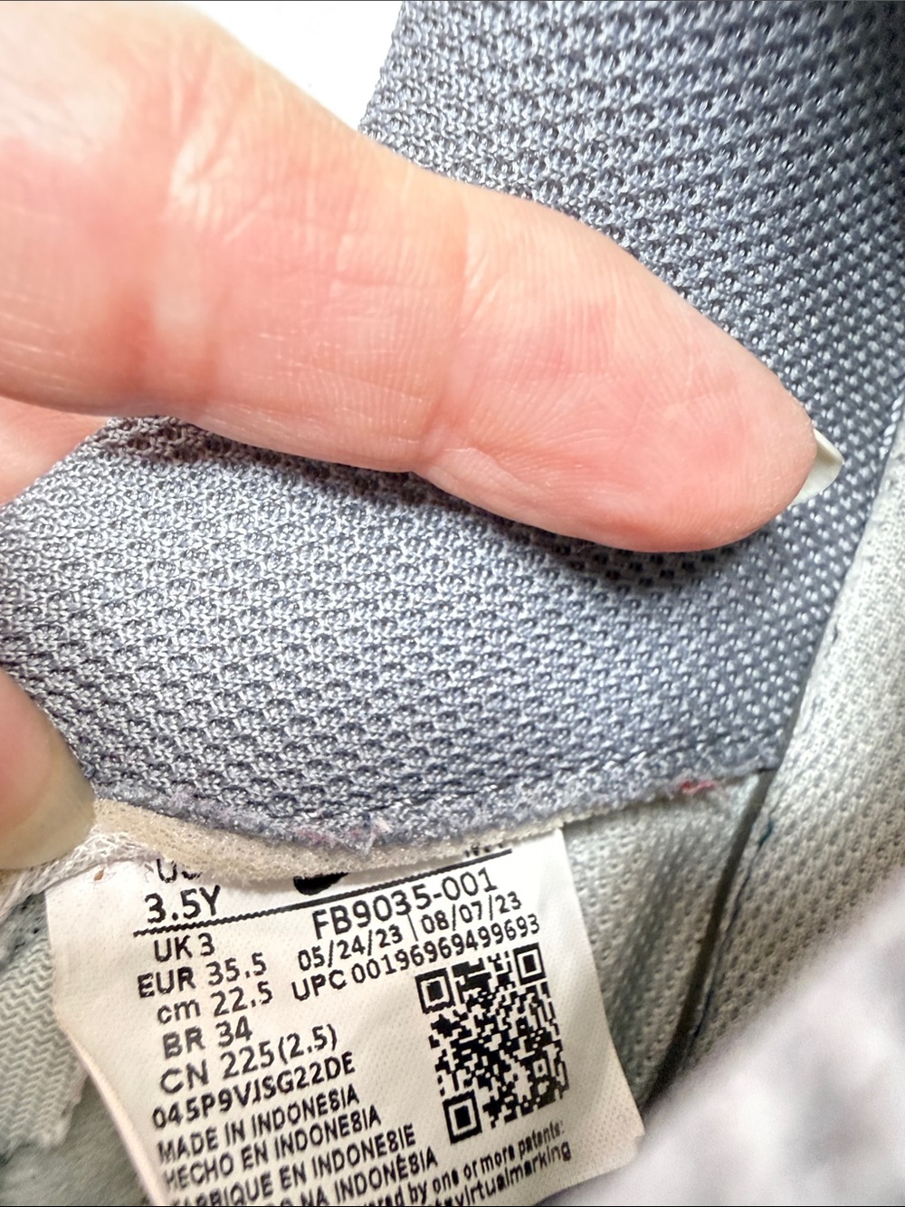 Nike Airforce 1 Kids Sneakers in White, Gray, Blue & Green Laces - Picture 5 of 5